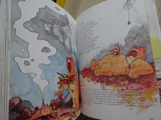 365 DOBRODRUŽSTVÍ MEDVÍDKA BRUMA, PŘÍBĚHY PŘED SPANÍM, **an