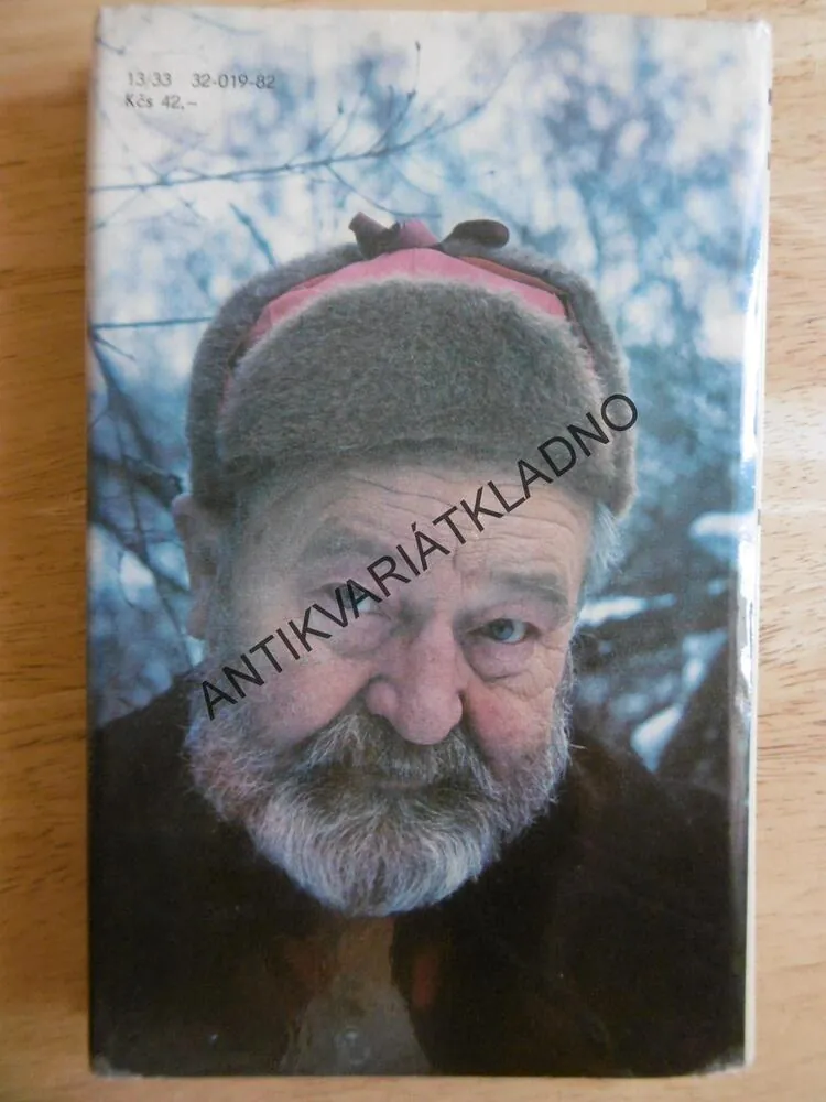 VZPOMÍNÁ, VLASTNĚ POTLACH, JAN WERICH, **an
