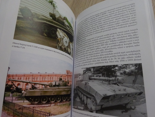 SOVĚTSKÉ TANKOVÉ IMPÉRIUM, VLADIMÍR FRANCEV, **an