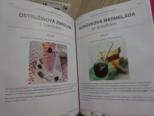 SVĚŽÍ SEZONNÍ RECEPTY PRO KUCHYŇSKÝ ROBOT MOSNIEUR CUISINE PLUS, **an