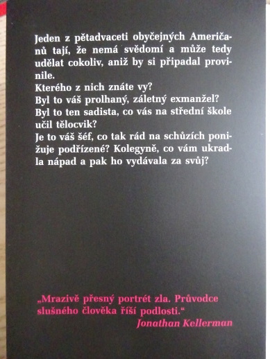 SOCIOPAT ODVEDLE, BEZCITNÍ VERSUS MY OSTATNÍ, MARTHA STOUTOVÁ, **an