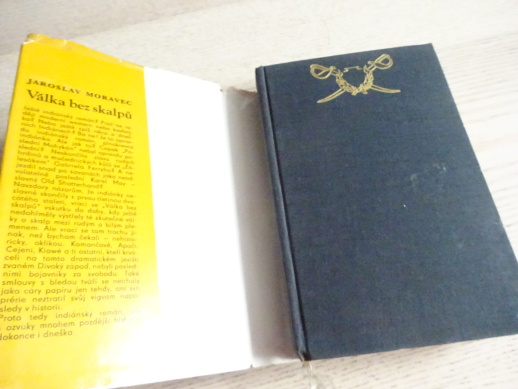 VÁLKA BEZ SKALPŮ, JAROSLAV MORAVEC, **an