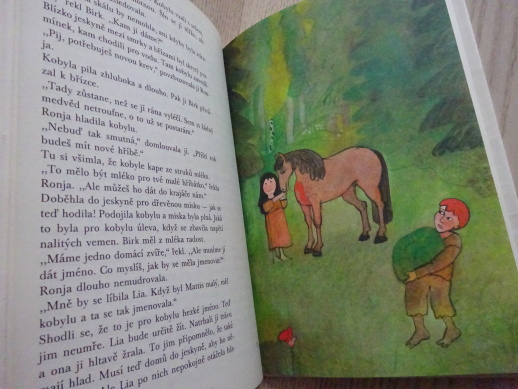 RONJA, DCERA LOUPEŽNÍKA, ASTRID LINDGRENOVÁ, **an
