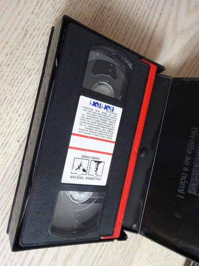 MŮŽE TO POTKAT I VÁS, VHS