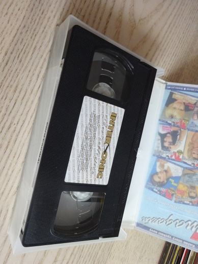 PROFESIONÁL, VHS