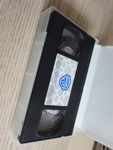 THE GLIMMER MAN, VHS