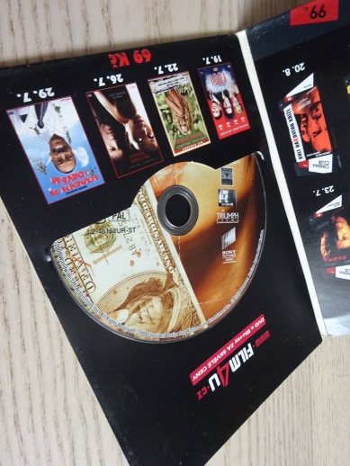 SVŮDNÉ ZOMBIE, DVD FILM