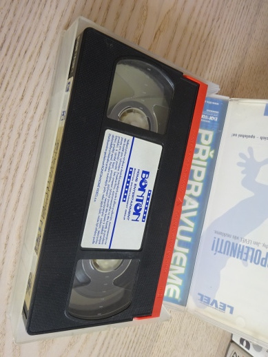 CHARLIEHO ANDÍLCI, VHS VIDEOKAZETA