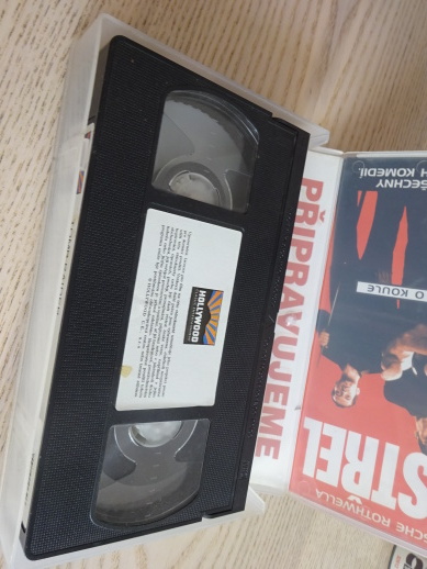 TOMB RAIDER, LARA CROFT, VHS VIDEOKAZETA