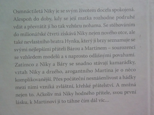 NIKY, ZUZANA RYŠAVÁ, **an