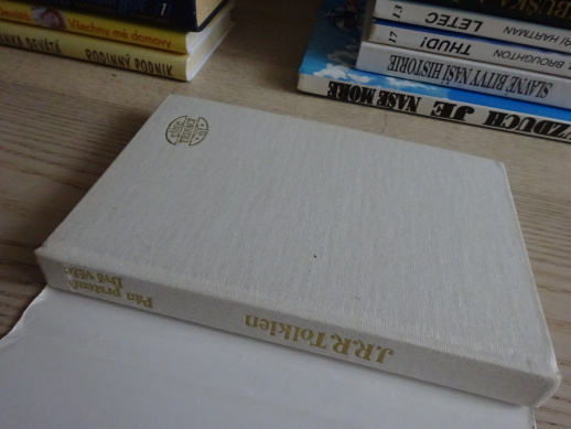 PÁN PRSTENŮ 2., DVĚ VĚŽE, J.R.R. TOLKIEN, **an