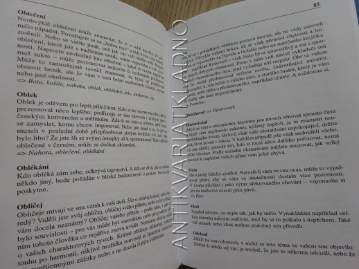 SNÁŘ ANEB VE SPÁNKU NAHLÍŽÍTEDO BUDOUCNOSTI I MINULOSTI, **an