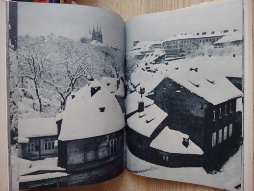 CO VŠECHNO ZAVÁL SNÍH, JAROSLAV SEIFERT, OLDŘICH RAKOVEC, **an