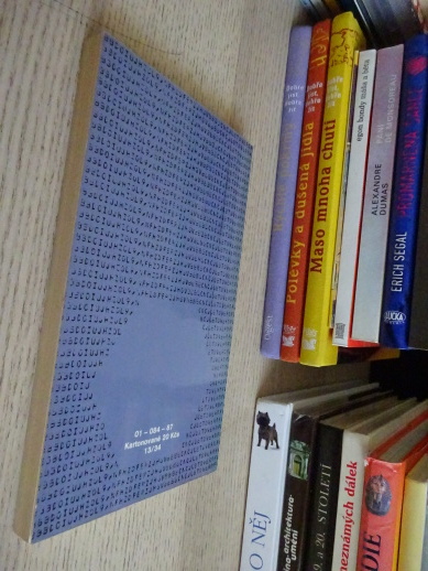 KMEN ANDROMEDA, MICHAEL CRICHTON, **an
