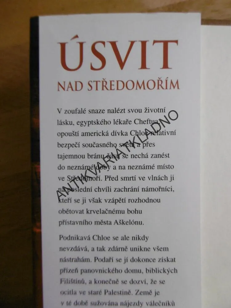 ÚSVIT NAD STŘEDOMOŘÍM, J.SUZANNE FRANK