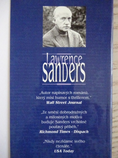 INTIMNÍ SLASTI, LAWRENCE SANDERS, **an