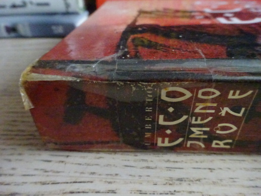 JMÉNO RŮŽE, UMBERTO ECO, **an