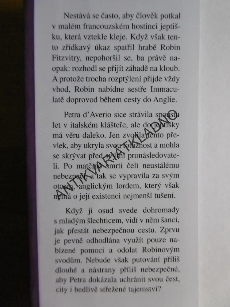 TAJEMSTVÍ DÁMY, JO BEVERLEY, **an