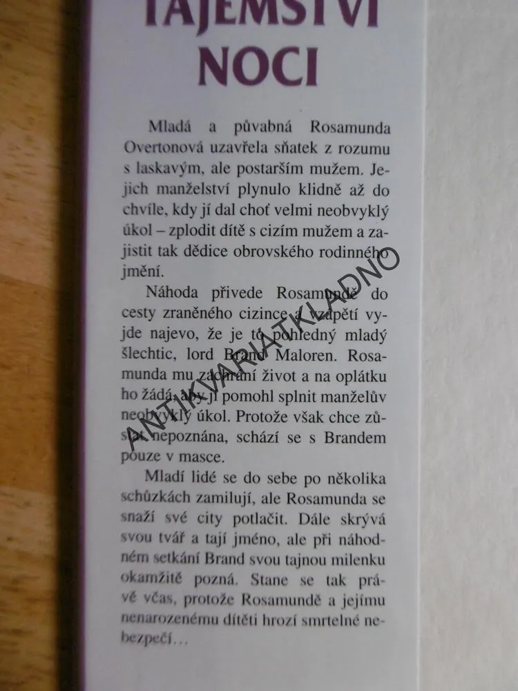 TAJEMSTVÍ NOCI, JO BEVERLEY, **an