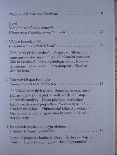 ČÍNSKÝ ROSWELL, HARTWIG HAUSDORF, **an
