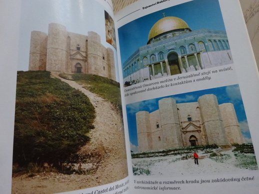 TAJEMSTVÍ ĎÁBLOVY BIBLE, ARNOŠT VAŠÍČEK, **an