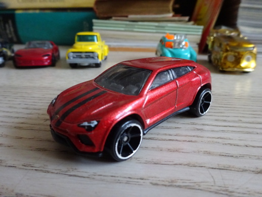AUTÍČKO, HRAČKA, HOT WHEELS, LAMBORGHINI URUS, MATTEL