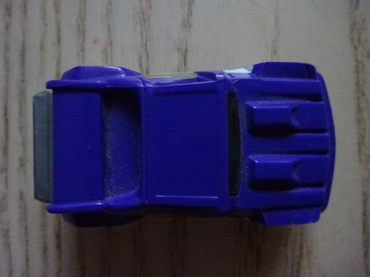 AUTÍČKO, HRAČKA, MATTEL, 2004