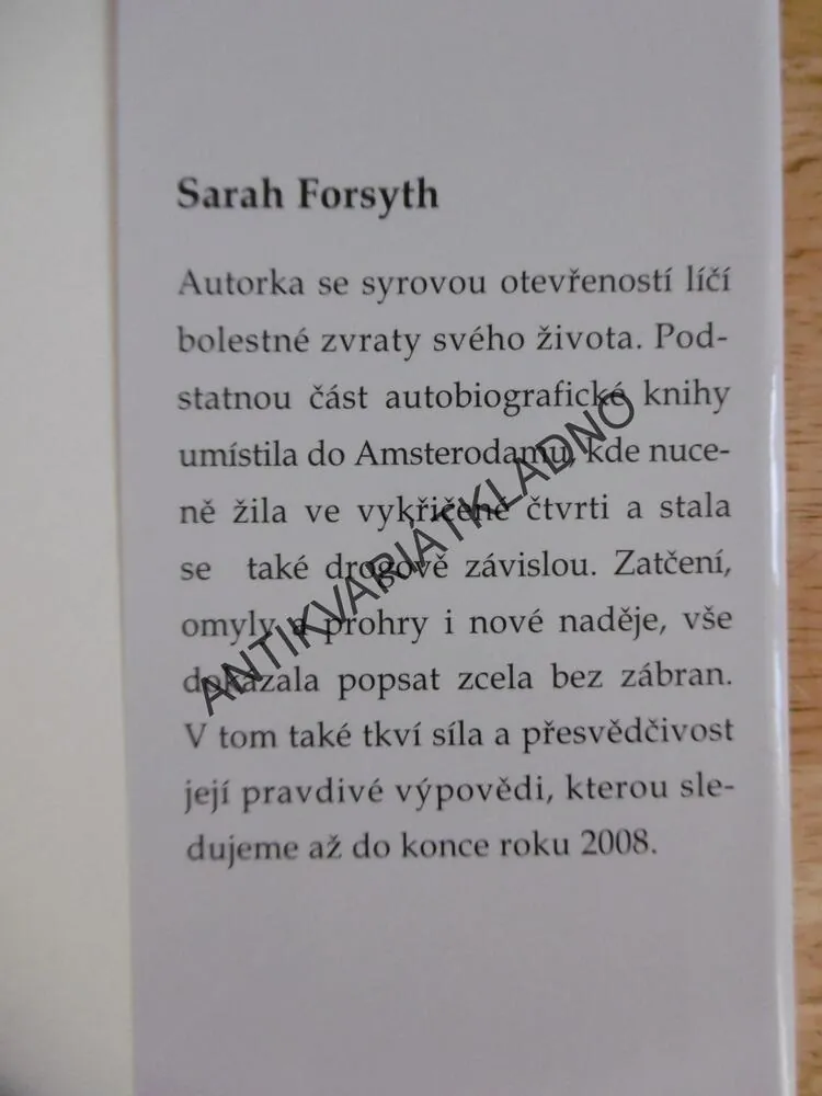 ZOTROČENÁ, SARAH FORSYTH, **an