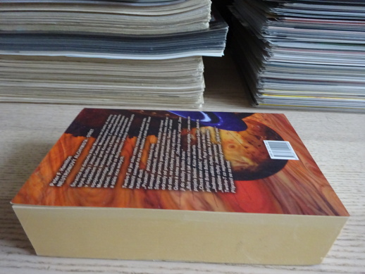 NEUTRONIOVÝ ALCHYMISTA, PETER F. HAMILTON, **an