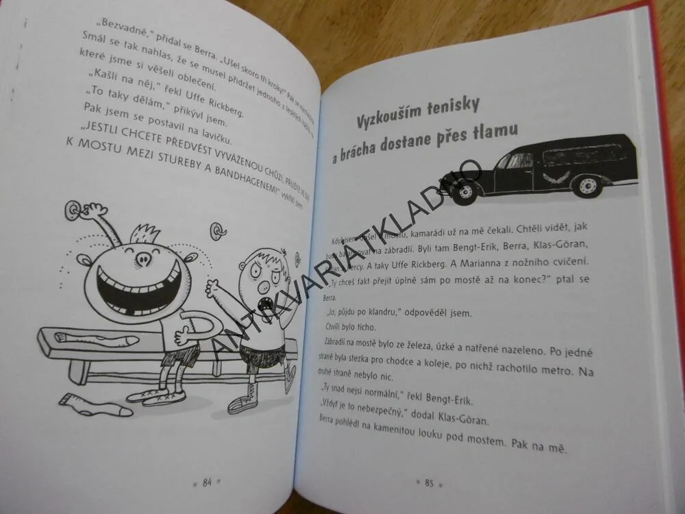 KOUZELNÉ TENISKY MÉHO KAMARÁDA PERCYHO, ULF STARK, **an