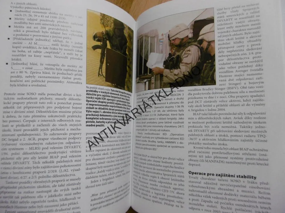 AMERIČTÍ VOJÁCI V BAGDÁDU 2003-2004, **an
