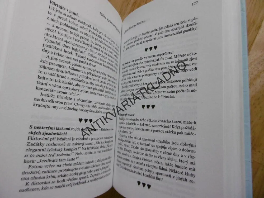 MILIÓN A JEDNA STRATEGIE LÁSKY, MARIE PAPILLON, **an