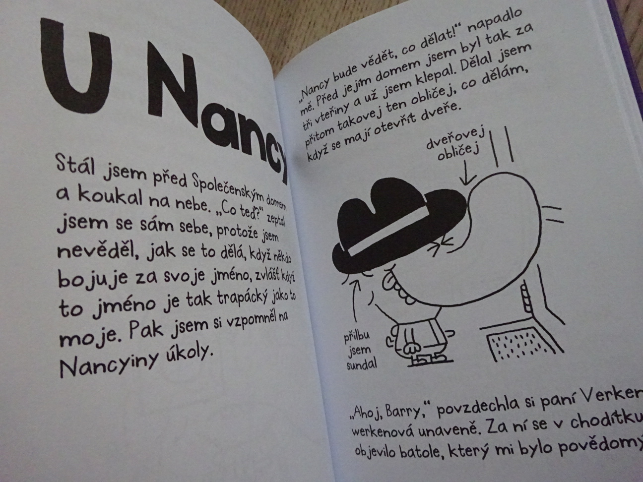 BARRY TRAPPNEY A PŘÍPAD ZMAČKANÝ KRABIČKY, JIM SMITH, **an
