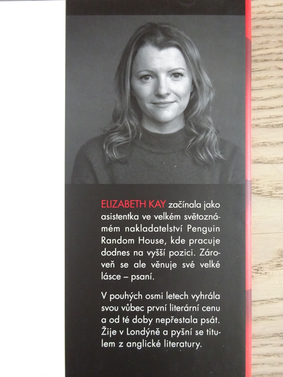 SEDM LŽÍ, ELIZABETH KAY, **an