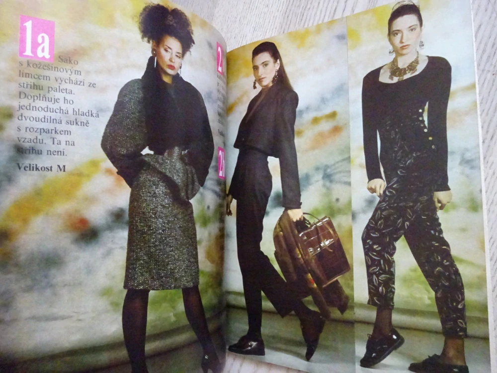 UM - MAGAZÍN ZÁJMŮ A ZÁLIB, PODZIM 1990