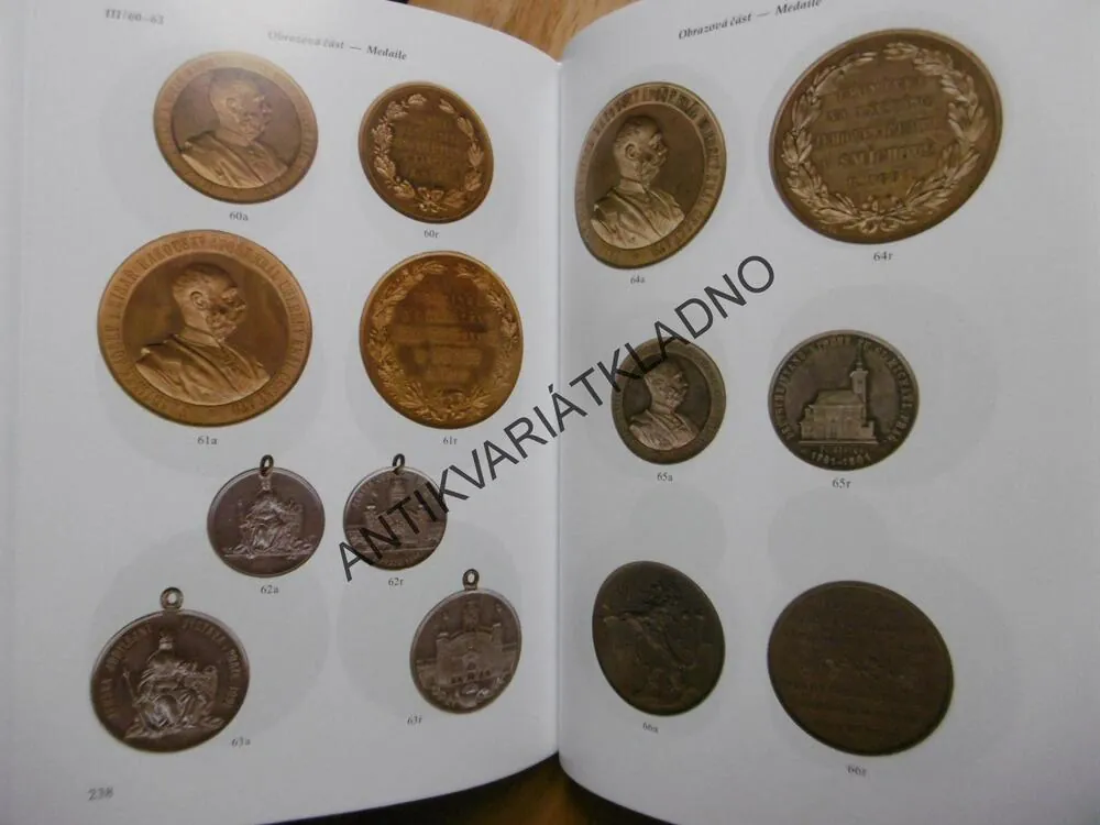 ŘÁDY, MEDAILE A VYZNAMENÁNÍ, FIALA, HRDLIČKA, P-A