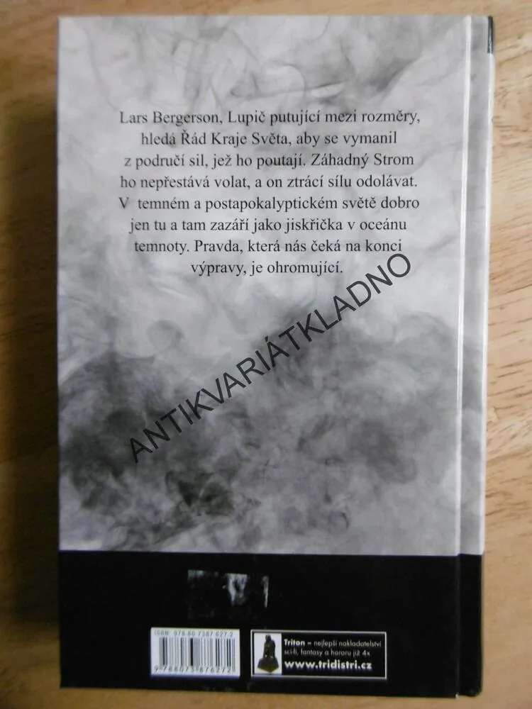 ŘÁD KRAJE SVĚTA, 2., MAJA LIDIA KOSSAKOWSKÁ, **an
