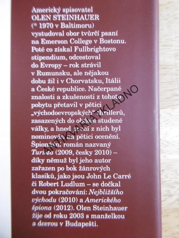 NEJBLIŽŠÍ VÝCHOD, OLEN STEINHAUER, **an