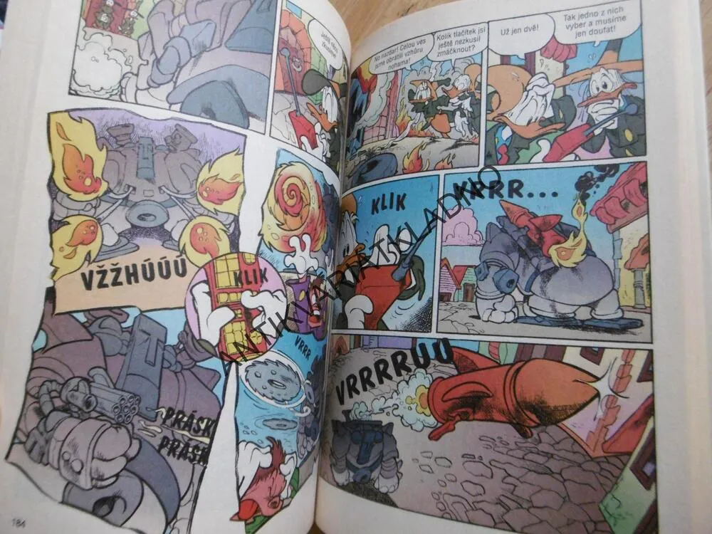 SUPER KOMIKS DISNEY, KAČER DONALD, 250 STRAN, 4/01