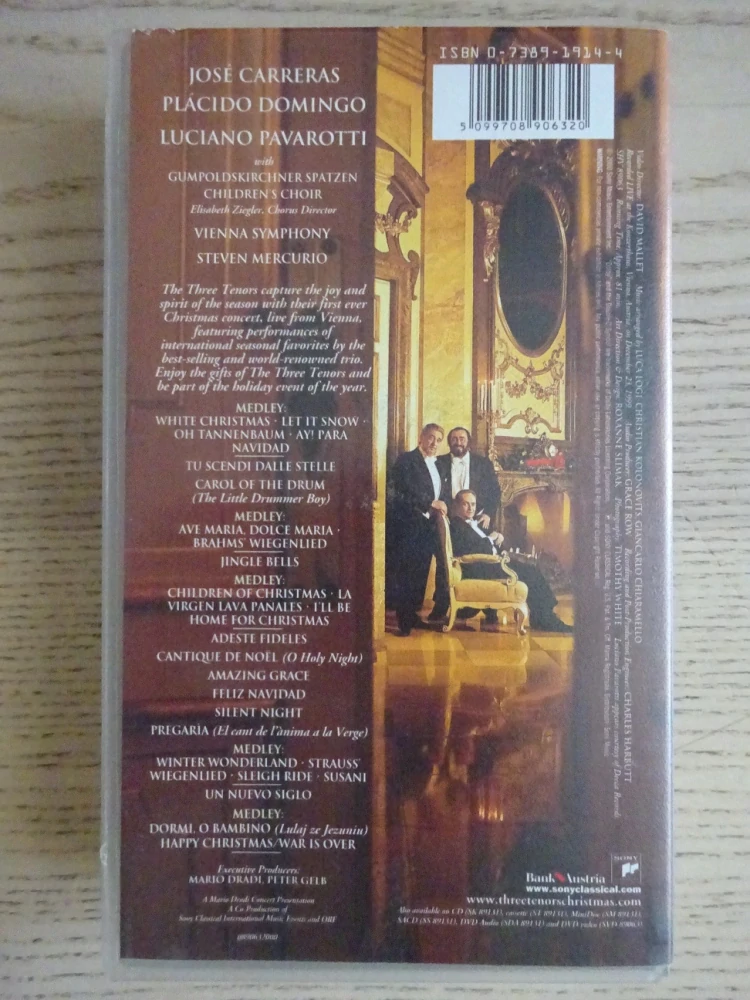 TŘI TENOŘI, OPERA, VHS HUDBA