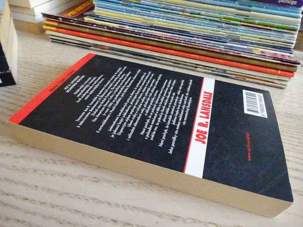 BIZARNÍMA RUKAMA, JOE R. LANDSDALE, **an