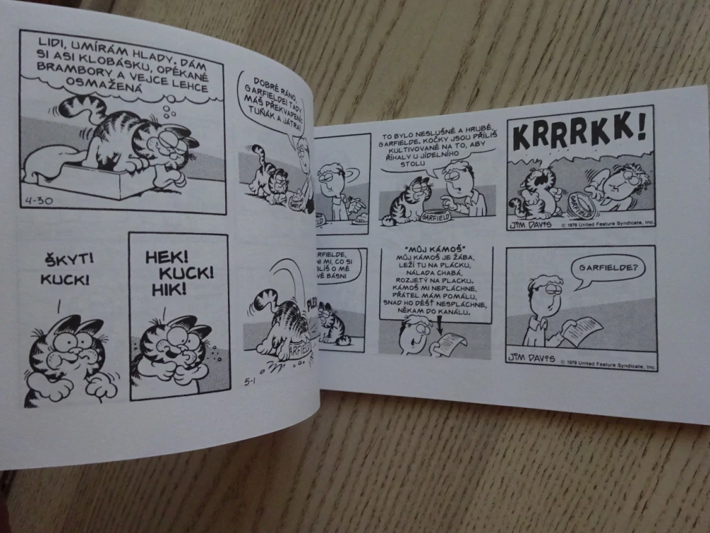 GARFIELD PŘIBÍRÁ NA VÁZE, JIM DAVIS, **an