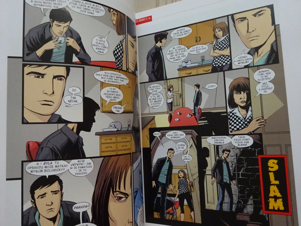 KOMIKS CREW 2, 43/2014, MEZI ŘÁDKY, SAM A TWITCH, LOBO