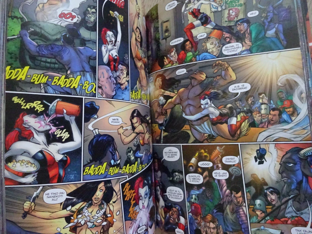 HARLEY QUINN, ŠÍLENÁ ODMĚNA, KOMIKS DC COMICS, **an