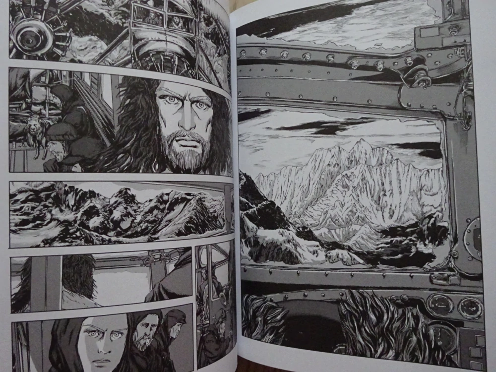 V HORÁCH ŠÍLENSTVÍ, KNIHA PRVNÍ, H. P. LOVERCRAFTA, MANGA KOMIKS, **an