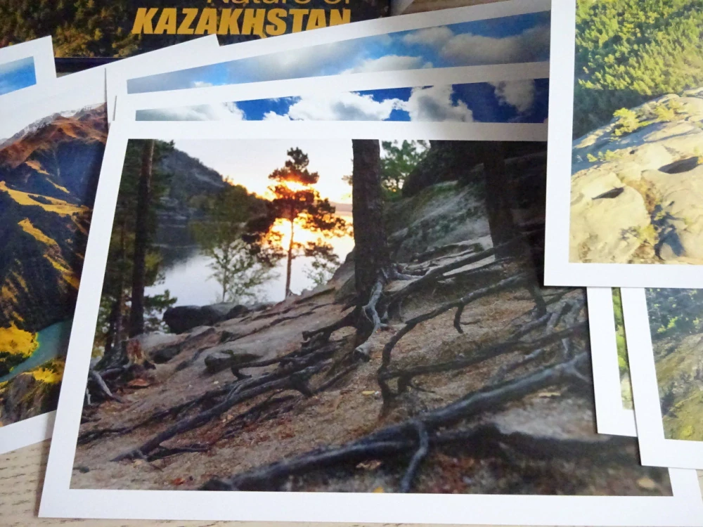 NATURE OF KAZAKHSTAN, KAZACHSTÁN, **an