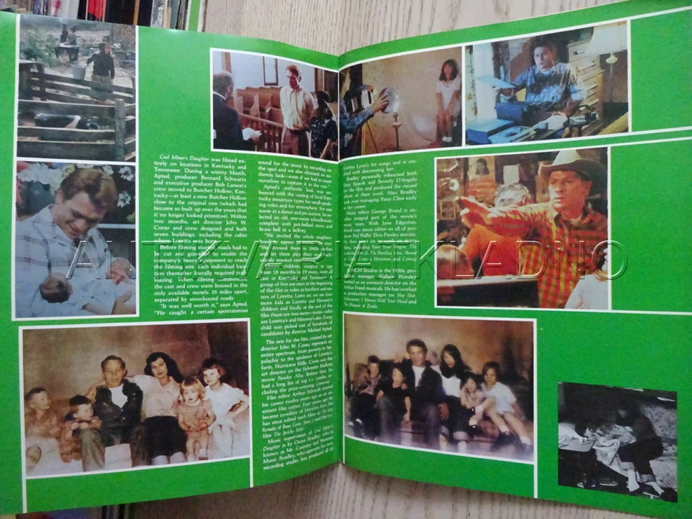 PRVNÍ DÁMA COUNTRY MUSIC, T. L. JONES, ANGLICKY, PROGRAM