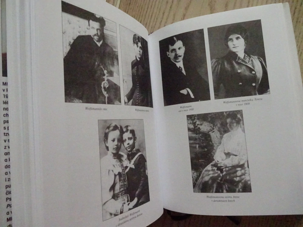 VELKÉ PSYCHIATRICKÉ PŘÍPADY, JAROSLAV VACEK, **an