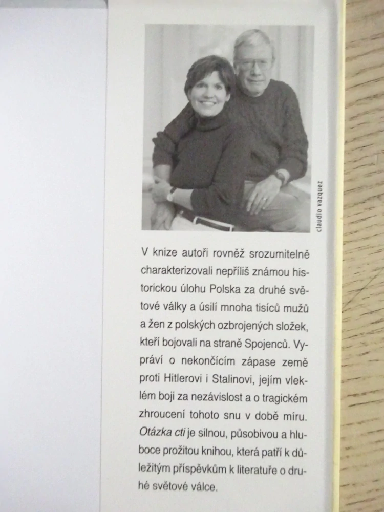 OTÁZKA CTI, LYNNE OLSONOVÁ, STANLEY CLOUD, **an