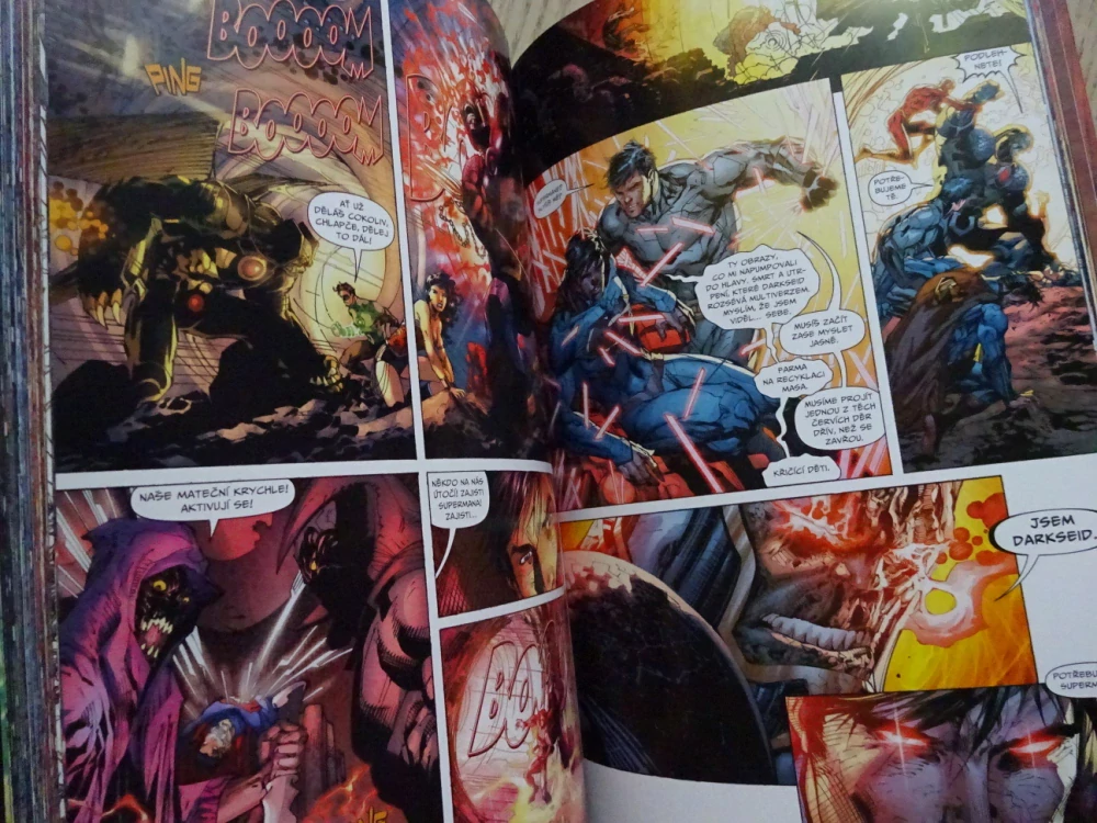 LIGA SPRAVEDLNOSTI, POČÁTEK, KOMIKS DC COMICS, **an